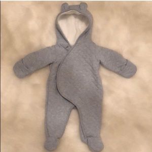 Carter’s baby boy Bunting suit